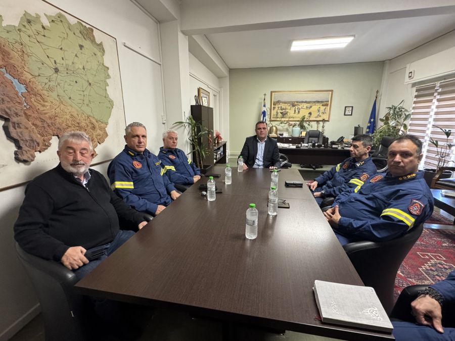 Εθιμοτυπική συνάντηση του Αντιπεριφερειάρχη Καρδίτσας με την Ηγεσία του Πυροσβεστικού Σώματος