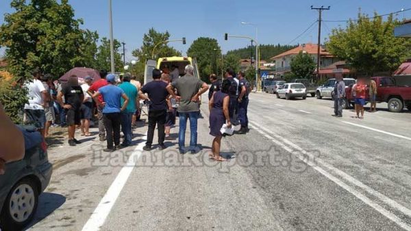 Στο νοσοκομείο Καρδίτσας 55χρονη γυναίκα που παρασύρθηκε από αυτοκίνητο στο Νέο Μοναστήρι (+Φώτο)