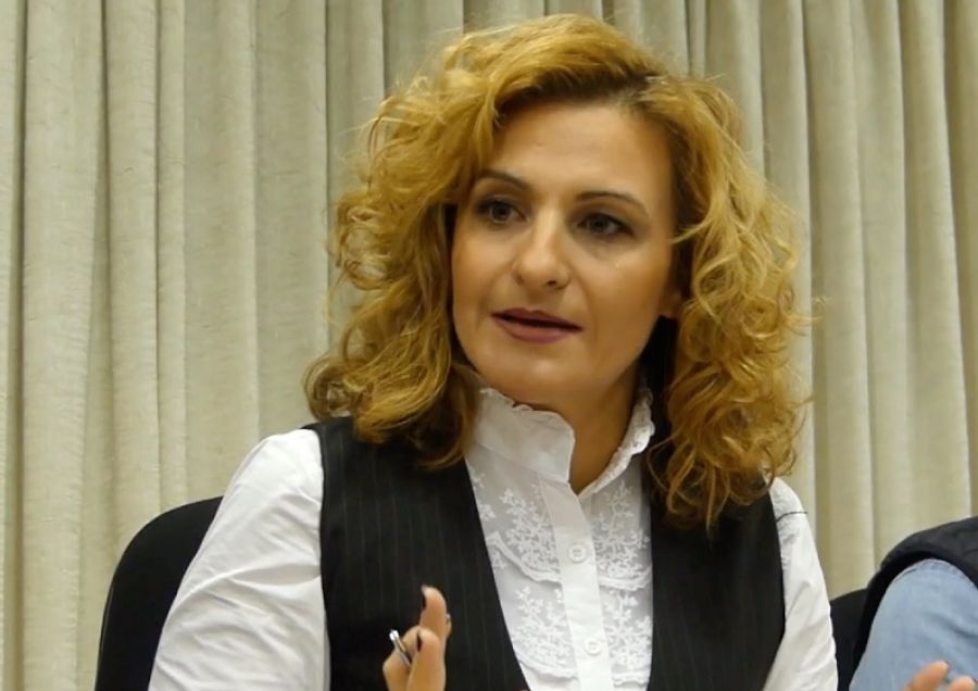 Σωτηρία Μπακαλάκου: "Παυσίλυπο ώρα μηδέν"