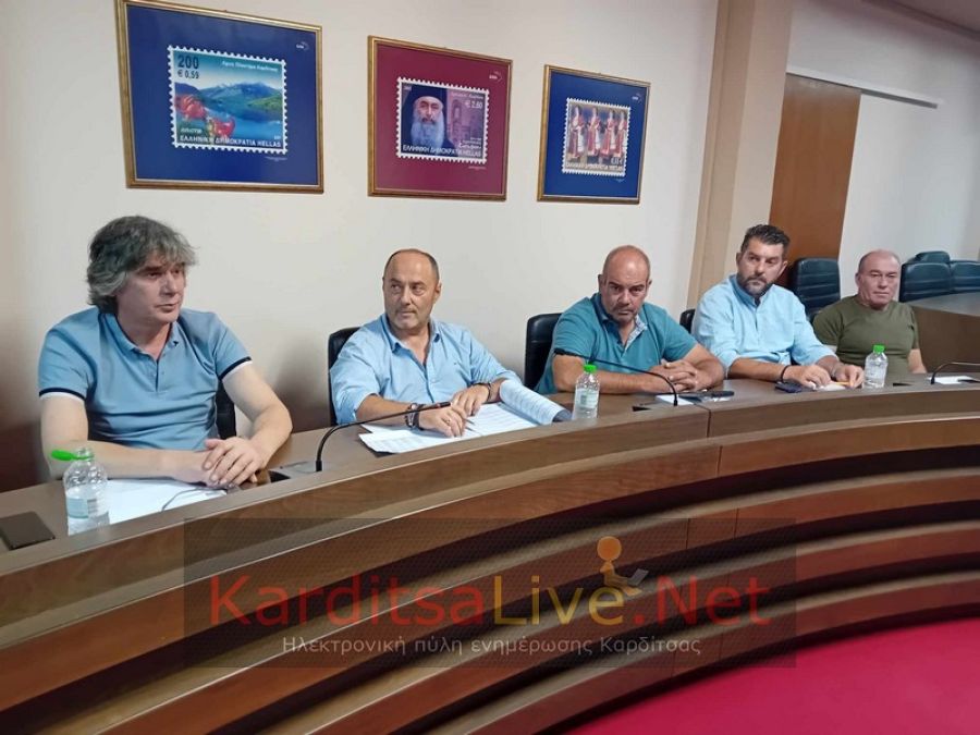 Η πρόσβαση λεωφορείων στο κάστρο Φαναρίου στο Δημοτικό Συμβούλιου Μουζακίου