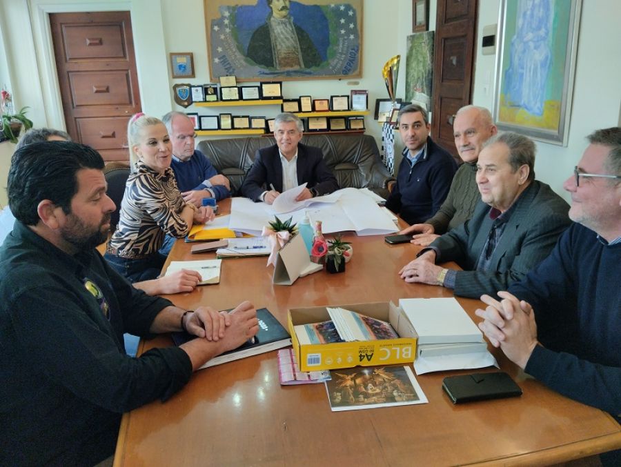 Υπεγράφη η σύμβαση για την αναβάθμιση του δρόμου Σκιάθος - Κουκουναριές και την κατασκευή κυκλικού κόμβου στη θέση «Ακρόπολη»
