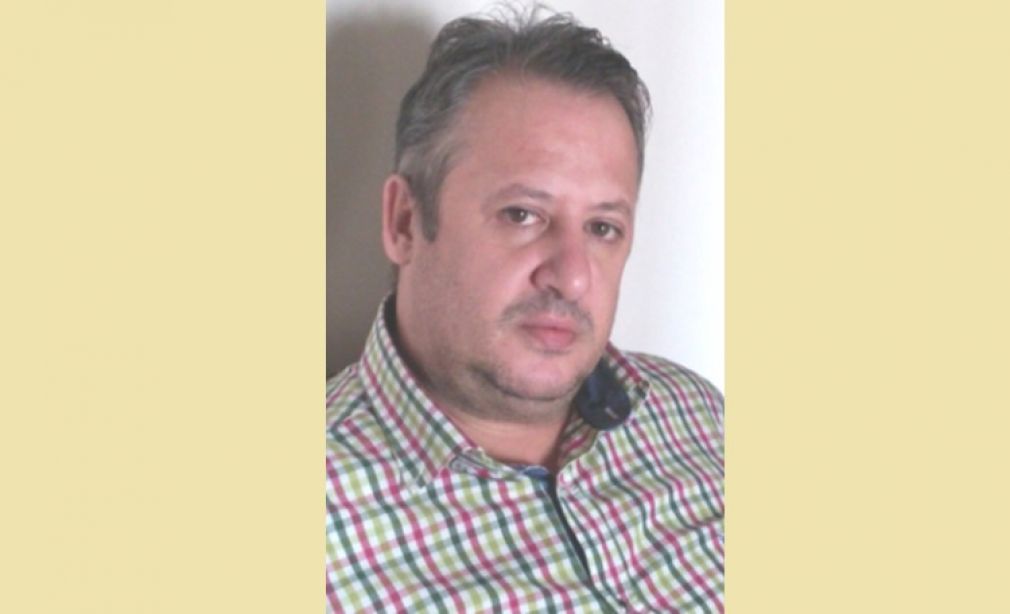 Βασ. Φωτόπουλος: "Διάγγελμα - Παιδική Παράσταση απο τον κ.Τσίπρα"