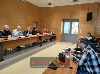 Παράταση έως τέλος Αυγούστου για την ανάπλαση της πλατείας Δικαστηρίων
