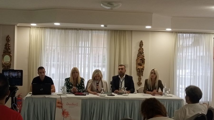 Με επιτυχία η ημερίδα Κέντρου Γυναικών και Δήμου Καρδίτσας για την αντιμετώπιση της ενδοοικογενειακής βίας κατά μεταναστριών / προσφυγισσών