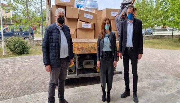 Ευχαριστήρια ανακοίνωση του Δήμου Παλαμά για την προσφορά σε χαρτικά, κουβέρτες και τρόφιμα μακράς διαρκείας