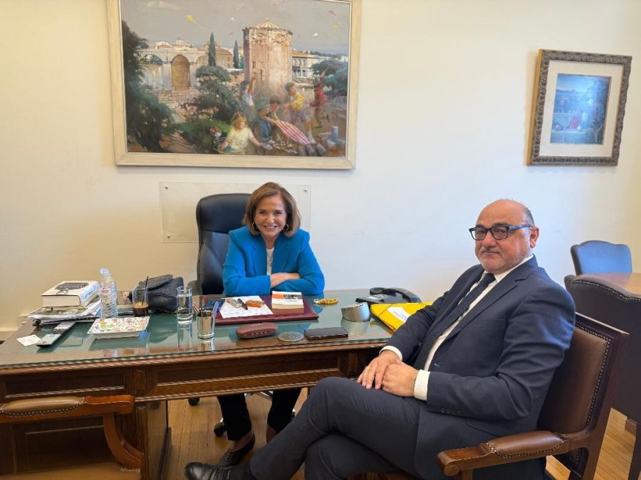 Συνάντηση του Βουλευτή Ν. Καρδίτσας της Ν.Δ., Τέλη Σπάνια με την πρώην Υπουργό, Ντόρα Μπακογιάννη
