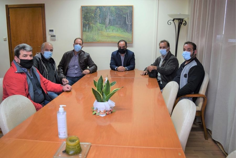 Συνάντηση με το Δήμαρχο Καρδίτσας είχαν οι εκπρόσωποι των σωματείων Λαϊκών Αγορών