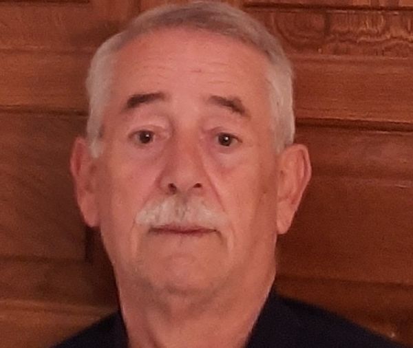 Αστέριος Βασιλάκος: "Το Κόστος........Της Αδράνειας στο Κοιμητήριο Μουζακίου"