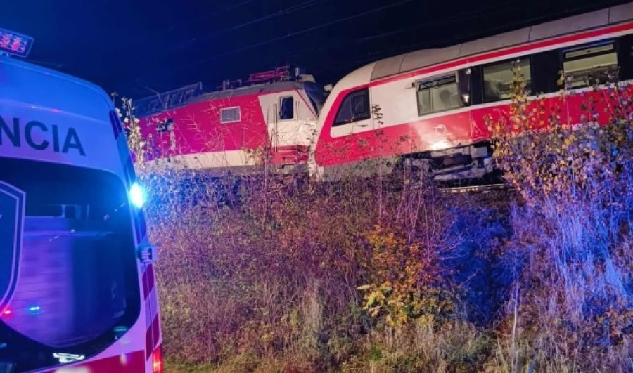 Σλοβακία: Συγκρούστηκαν δύο τρένα κοντά στη Μπρατισλάβα - Δεκάδες τραυματίες
