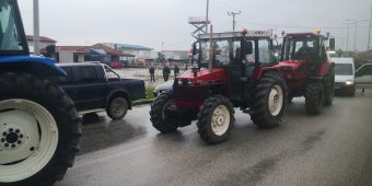 Τρίκαλα: Τα τρακτέρ έκλεισαν τον Ε65 στο ύψος του Λόγγου