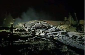 Καστοριά: Ισχυρή έκρηξη ισοπέδωσε τριώροφο ξενοδοχείο – Δεν υπήρχαν άνθρωποι μέσα (+Βίντεο)