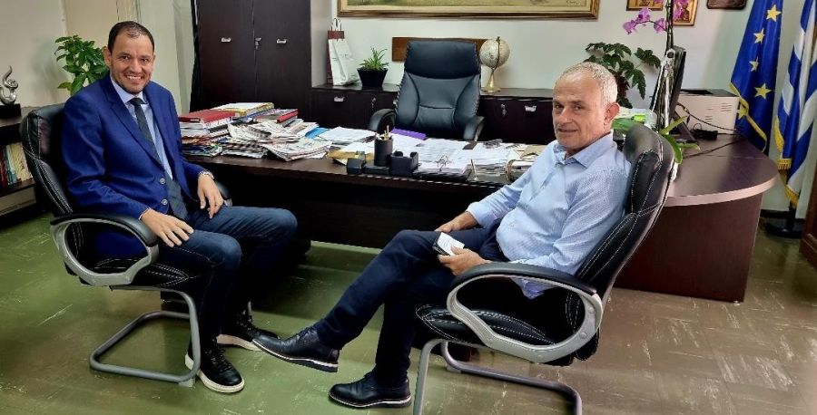 Τον Αντιπεριφερειάρχη Π.Ε Καρδίτσας Κωστή Νούσιο επισκέφτηκε ο νέος Διευθυντής Πρωτοβάθμιας Εκπαίδευσης