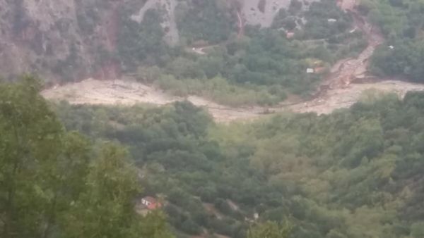 "...τα ψέματα και η υπομονή τελείωσαν για τους κατοίκους των κατεστραμμένων ανατολικών οικισμών της Οξυάς"