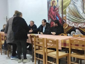 Προσφορά αγάπης σε οικογένειες από την Π.Ε Καρδίτσας