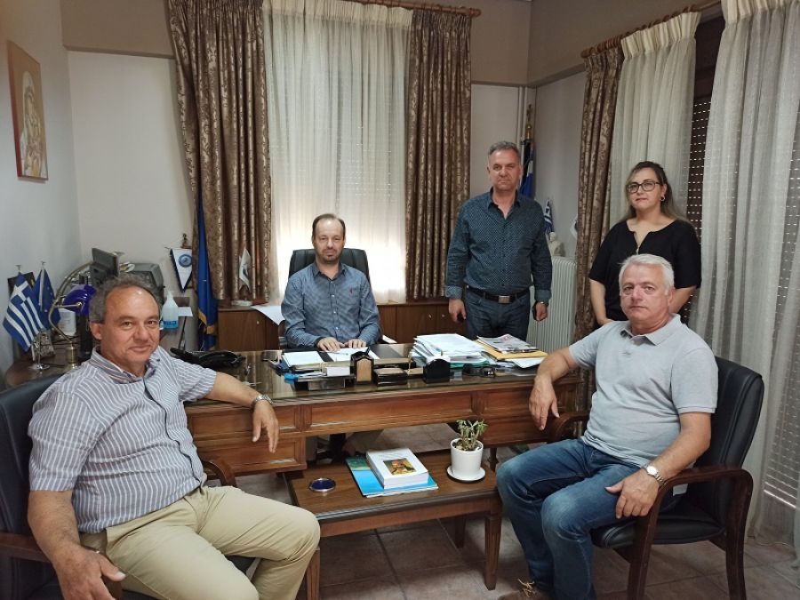 Συνάντηση του Δ.Σ. του Συλλόγου Εκπ/κών Π.Ε. Καρδίτσας με το Δήμαρχο Μουζακίου