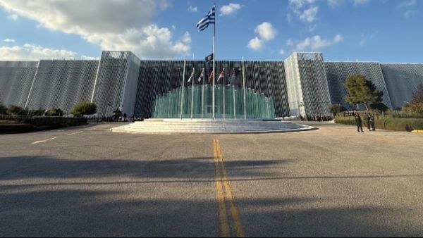 Εγκαινιάστηκε η βιοκλιματική όψη του περιβάλλοντος χώρου του ΥΠ.ΕΘ.Α.