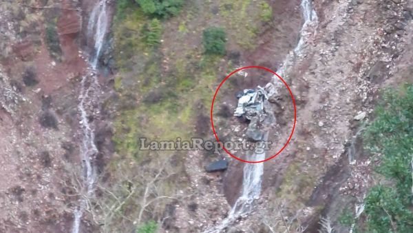 Νεκρός άνδρας μετά από πτώση οχήματος σε γκρεμό στον Προυσσό Ευρυτανίας (+Φωτο)
