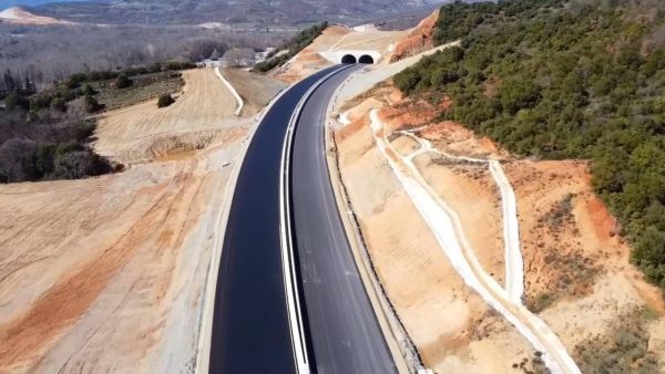 Ξεπέρασε το 90% η κατασκευή του Ε-65 στο βόρειο τμήμα