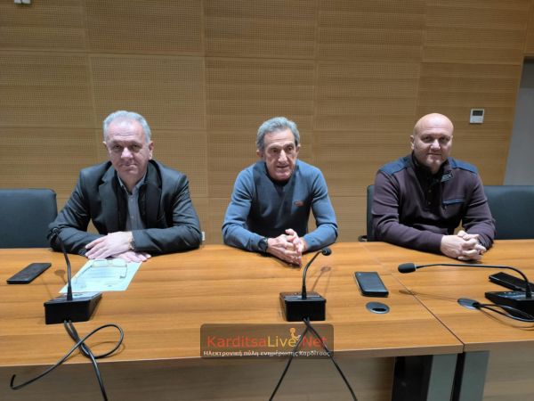Δημοτική Επιτροπή Καρδίτσας: σε εορταστικό κλίμα και σύντομη η τελευταία συνεδρίαση του έτους