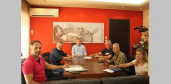 Υπεγράφη η σύμβαση του έργου «Βελτίωση αγροτικής οδοποιίας Δήμου Αγιάς»