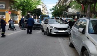 Λάρισα: Ένας τραυματίας μετά από σύγκρουση αυτοκινήτων