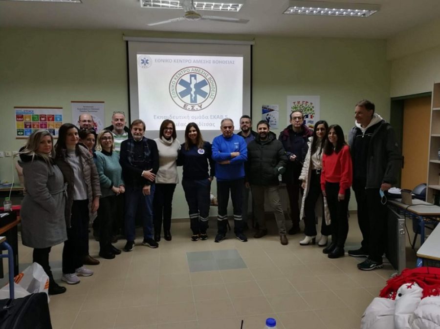 Η Εκπαιδευτική Ομάδα του ΕΚΑΒ στο 1ο Πειραματικό Γενικό Λύκειο Καρδίτσας