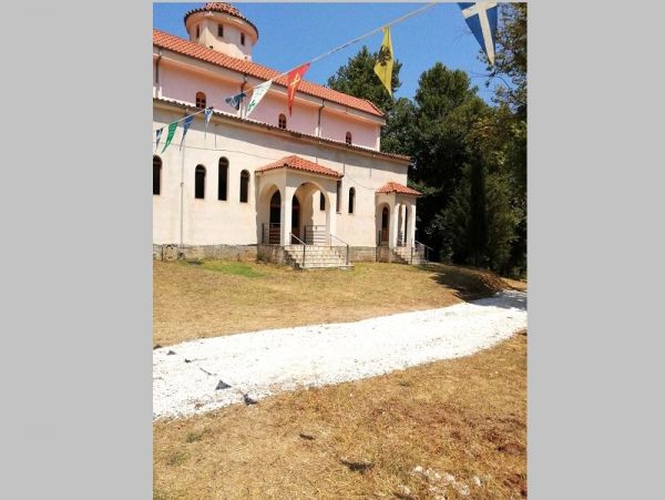Φυσικό Μεταλλικό Νερό "ΘΕΟΝΗ": Συνεισφέρει στην αναβάθμιση του οδικού δικτύου της Βατσουνιάς