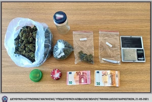 Σύλληψη αλλοδαπού στη Μαγνησία για κατοχή ναρκωτικών ουσιών
