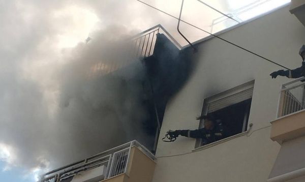 Νεκρή 92χρονη μετά από πυρκαγιά σε διαμέρισμα στην Πάτρα