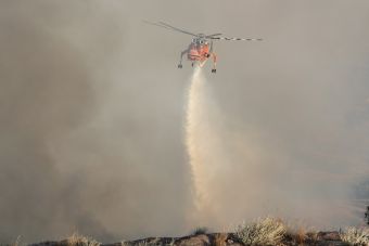 Πυρκαγιά στην Αγρελιά Τρικάλων - Μεγάλη δύναμη της Πυροσβεστικής και εναέρια μέσα