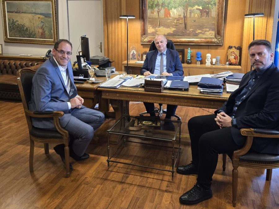 Συνάντηση του Προεδρείου της Επιτροπής Ορεινών Περιοχών της ΚΕΔΕ με τον Υπουργό Αγροτικής Ανάπτυξης