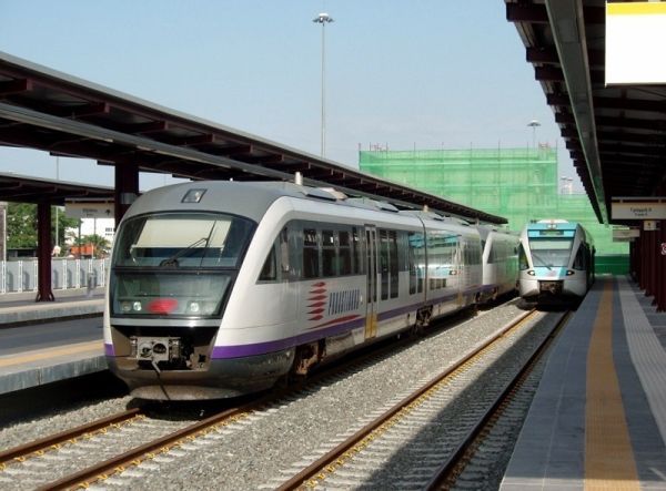 Άνδρας παρασύρθηκε από τρένο του Προαστιακού στα Άνω Λιόσια