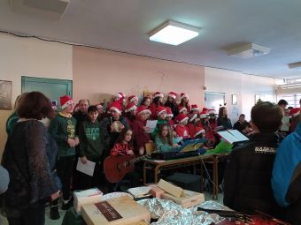 Χριστουγεννιάτικο bazaar στο 6ο Γυμνάσιο Καρδίτσας