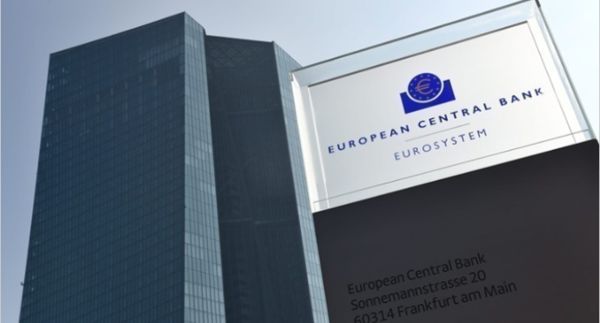 Αμετάβλητα διατήρησε τα επιτόκιά της η ΕΚΤ