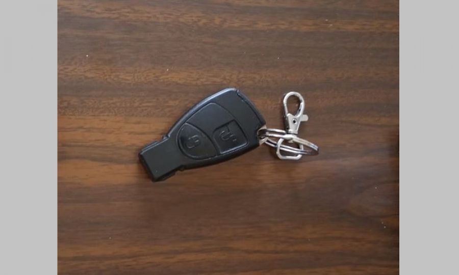 Βρέθηκε το εικονιζόμενο κλειδί αυτοκινήτου με μπρελόκ στην Καρδίτσα
