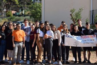 Σπουδαίες πράξεις από Παιδιά για Παιδιά - Δεντροφύτευση στο Μάτι (+Φώτο)
