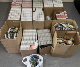Πειραιάς: Σύλληψη 45χρονου άνδρα για διακίνηση λαθραίων καπνικών προϊόντων - Κατασχέθηκαν 6.146 τεμάχια