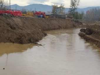Δημοπρατείται το έργο καθαρισμού του ποταμού Καράμπαλη