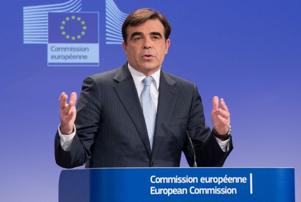 Ο Μαργαρίτης Σχοινάς αντιπρόεδρος της Κομισιόν