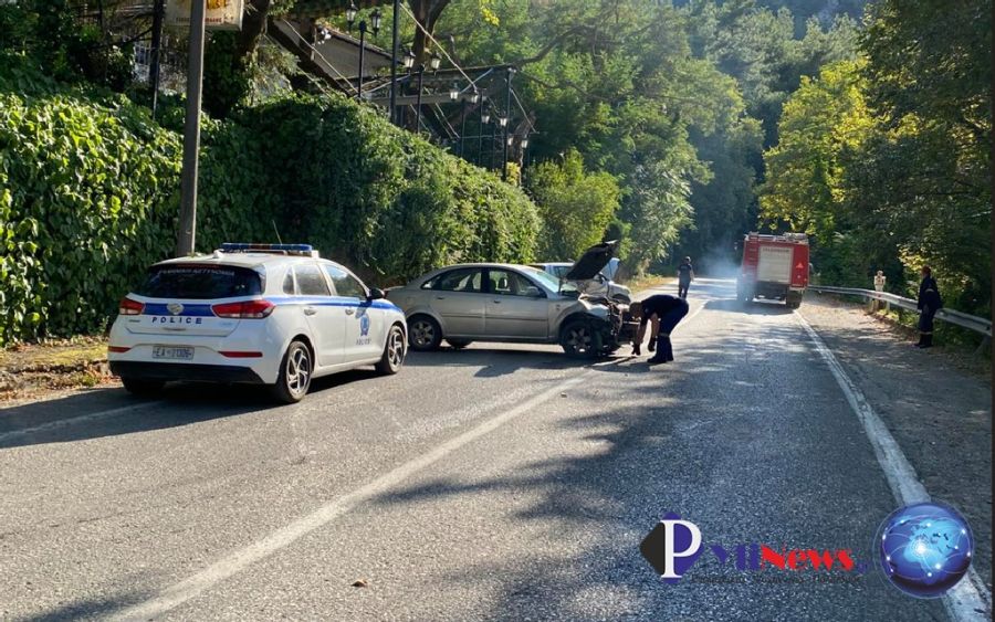Σύγκρουση οχημάτων με δύο ελαφρά τραυματίες στην Πύλη Τρικάλων (+Φωτο)