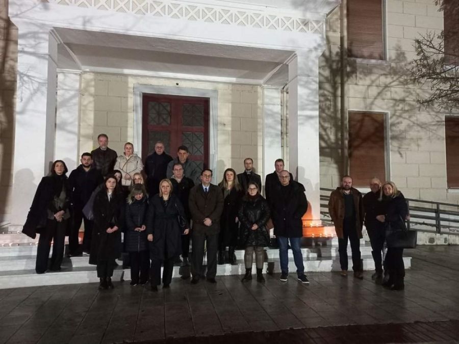 Το δικό τους μήνυμα για τους νεκρούς στα Τέμπη, έστειλαν οι δικηγόροι της Καρδίτσας