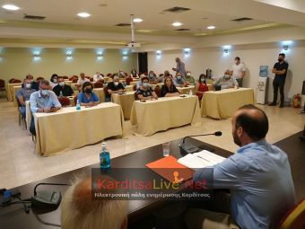 Ευρεία σύσκεψη για την αποφυγή του "λουκέτου" στην Πειραιώς πραγματοποιήθηκε στο Μουζάκι (+Φώτο +Βίντεο)