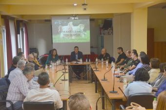 Ευρεία σύσκεψη πραγματοποιήθηκε στην Π.Ε. Καρδίτσας για την πανώλη των χοίρων