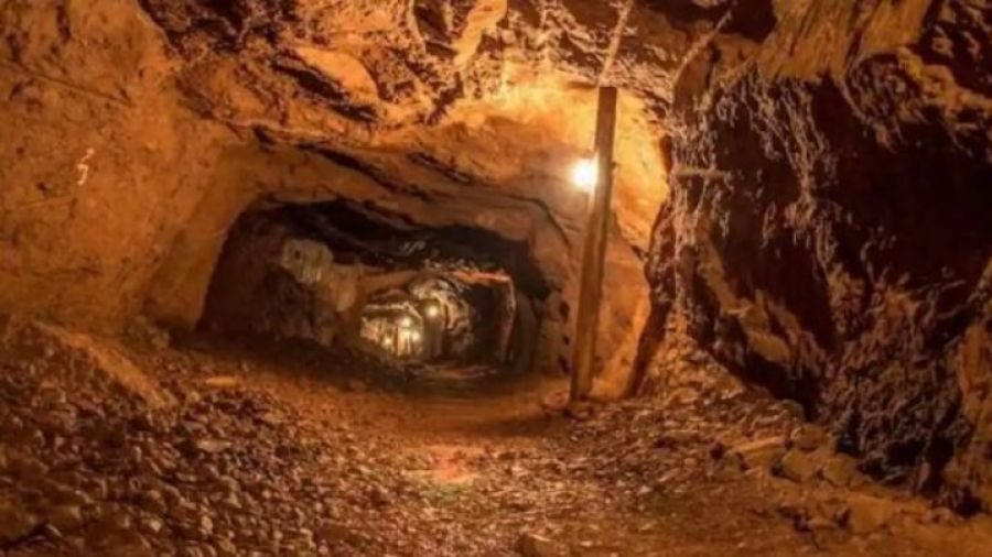 Ρωσία: Δεκατρείς εργάτες έχουν παγιδευτεί σε χρυσωρυχείο