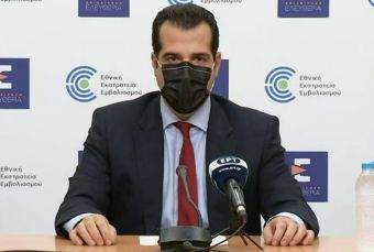 Προτεραιότητα στα ραντεβού πρώτης δόσης για τους ανεμβολίαστους, τι ισχύει με τα self test ενόψει εορτών