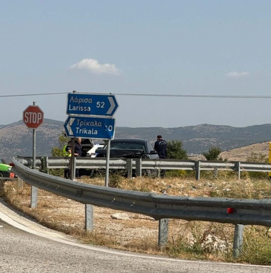 Μεγαλοχώρι Τρικάλων: Σφοδρή σύγκρουση με τραυματίες (+Φωτο)