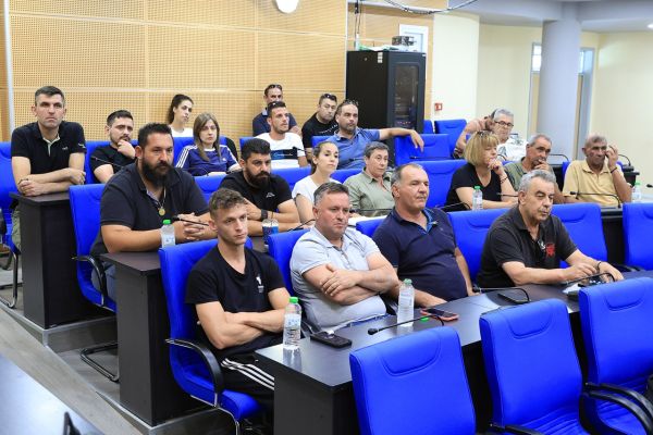 Συνάντηση του Περιφερειάρχη με εκπροσώπους κτηνοτρόφων από τις Π.Ε. Λάρισας και Μαγνησίας για την ευλογιά