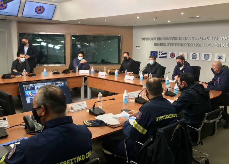 Νέα σύσκεψη στη Γ.Γ. Πολιτικής Προστασίας για τη "Μήδεια" - Απαγόρευση κυκλοφορίας φορτηγών στην Ε.Ο. από Λάρισα έως Αθήνα
