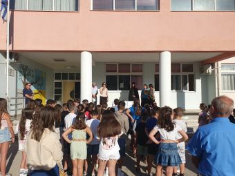 Με τον καθιερωμένο Αγιασμό ξεκίνησε η νέα σχολική χρονιά στα σχολεία του Δήμου Μουζακίου