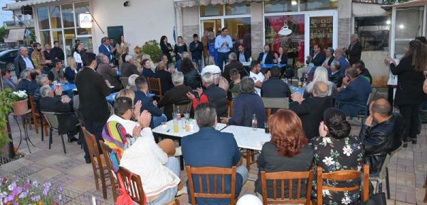 Θερμή υποδοχή επιφύλαξαν οι κάτοικοι της Κρανιάς και του Ριζοβουνίου στον υποψ. Δήμαρχο Μουζακίου κ. Φάνη Στάθη
